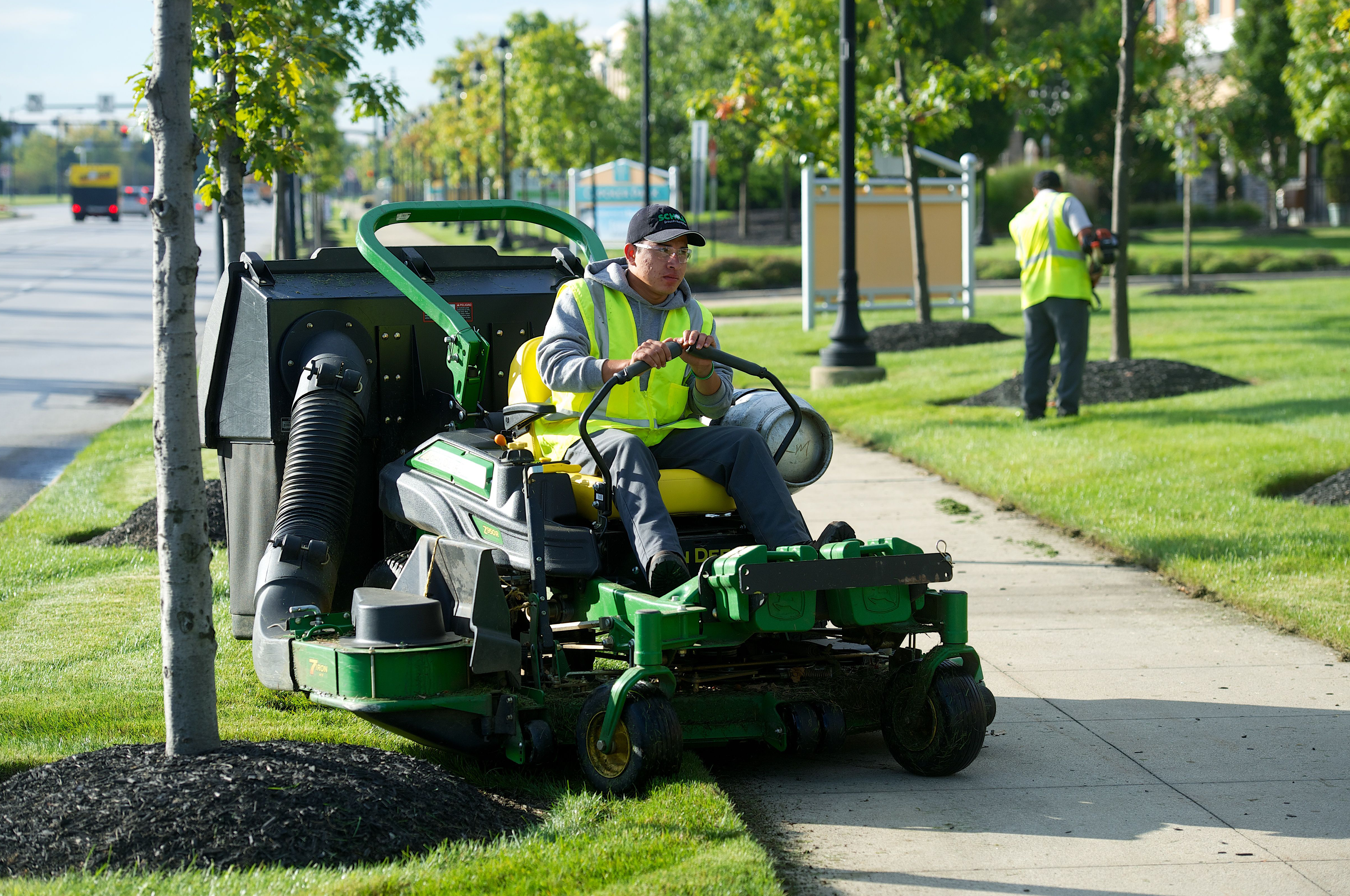 Commerical Landscaping 01